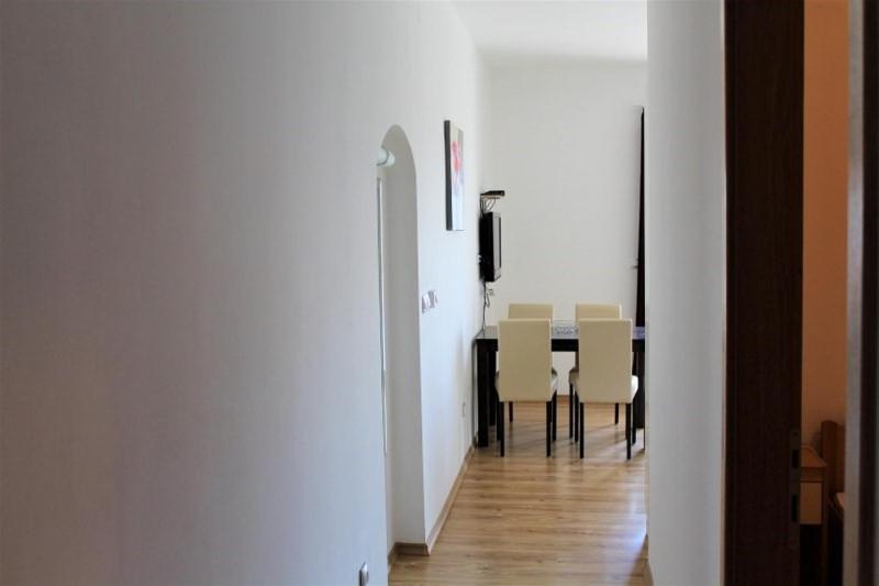 Apartment Jure Примоштен Екстер'єр фото