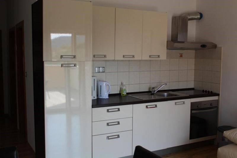 Apartment Jure Примоштен Екстер'єр фото