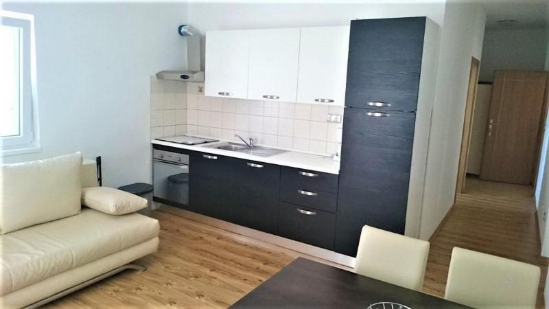 Apartment Jure Примоштен Екстер'єр фото